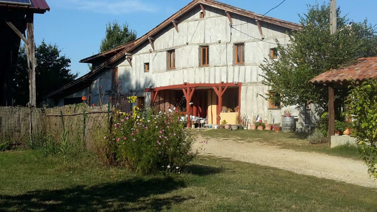 Arie - Chez Joelle Et Michel Hotel Demu Exterior photo